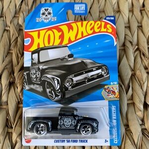 Custom 56 Ford Truck 1956 Pick Up Day of Dead Hot Wheels DIA DE LOS MUERTOS 2025